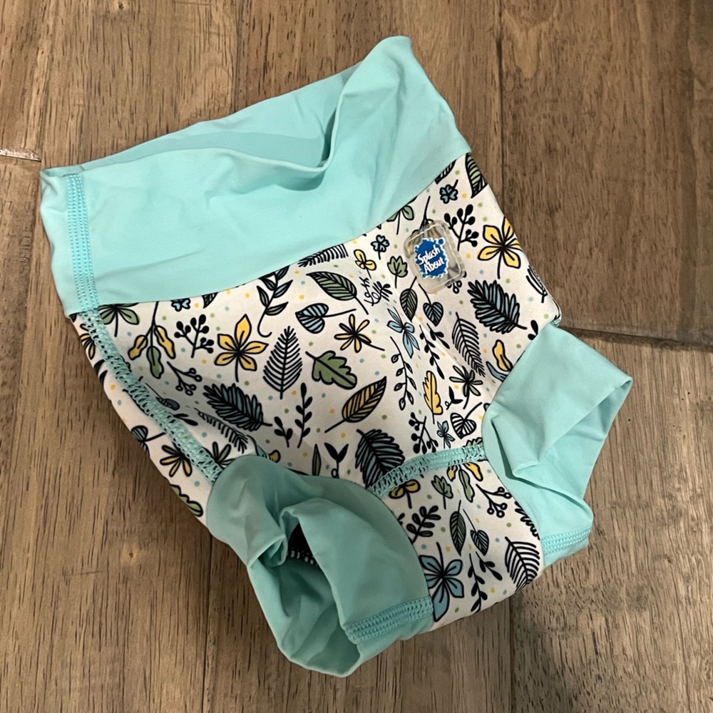 Baby 6-12 month large size Happy Nappy Splash About reusable swim diaper